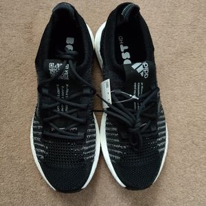 Adidas Pulseboost HD women's size 8